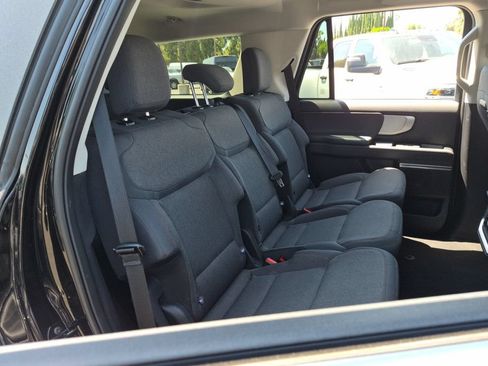 Used 2025 Ford Expedition Active AWD/4WD image 13