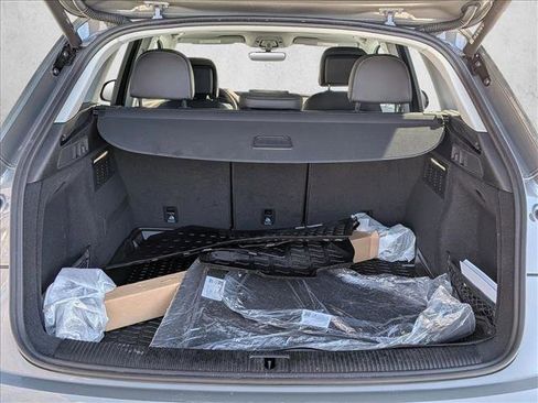 Used 2023 Audi Q5 2.0T Premium Plus w/ Premium Plus Package image 6