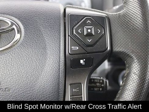 Used 2018 Toyota Tacoma TRD Off-Road image 22