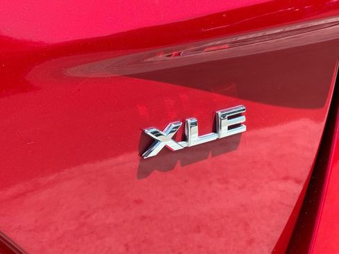 Used 2020 Toyota Prius Prime XLE FWD image 27