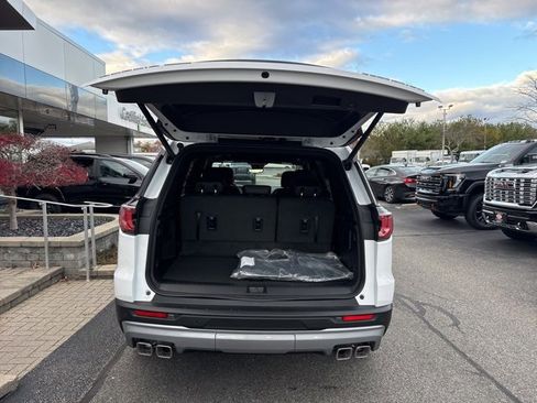 New 2026 GMC Acadia Elevation image 26