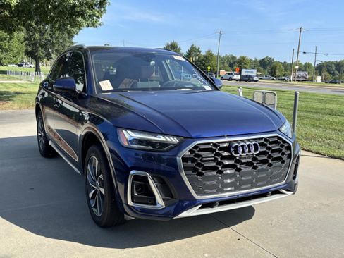 Used 2024 Audi Q5 2.0T Prestige AWD/4WD image 2
