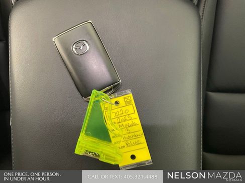 Used 2025 MAZDA MAZDA3 s FWD image 47