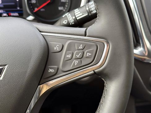 Certified 2024 Chevrolet Equinox LT w/ LPO, Floor Liner Package image 21