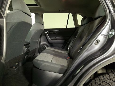 Used 2021 Toyota RAV4 XLE w/ Convenience Package AWD/4WD image 13