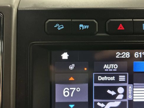 Used 2019 Ford Expedition Max XLT w/ Equipment Group 202A AWD/4WD image 55
