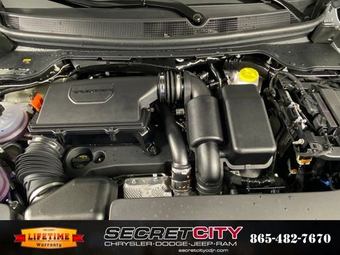 New 2026 Jeep Cherokee Overland w/ Trailer Tow Group AWD/4WD image 34
