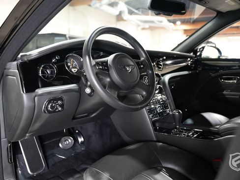 Used 2012 Bentley Mulsanne RWD image 17