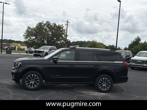 Used 2025 Ford Expedition Platinum AWD/4WD image 4