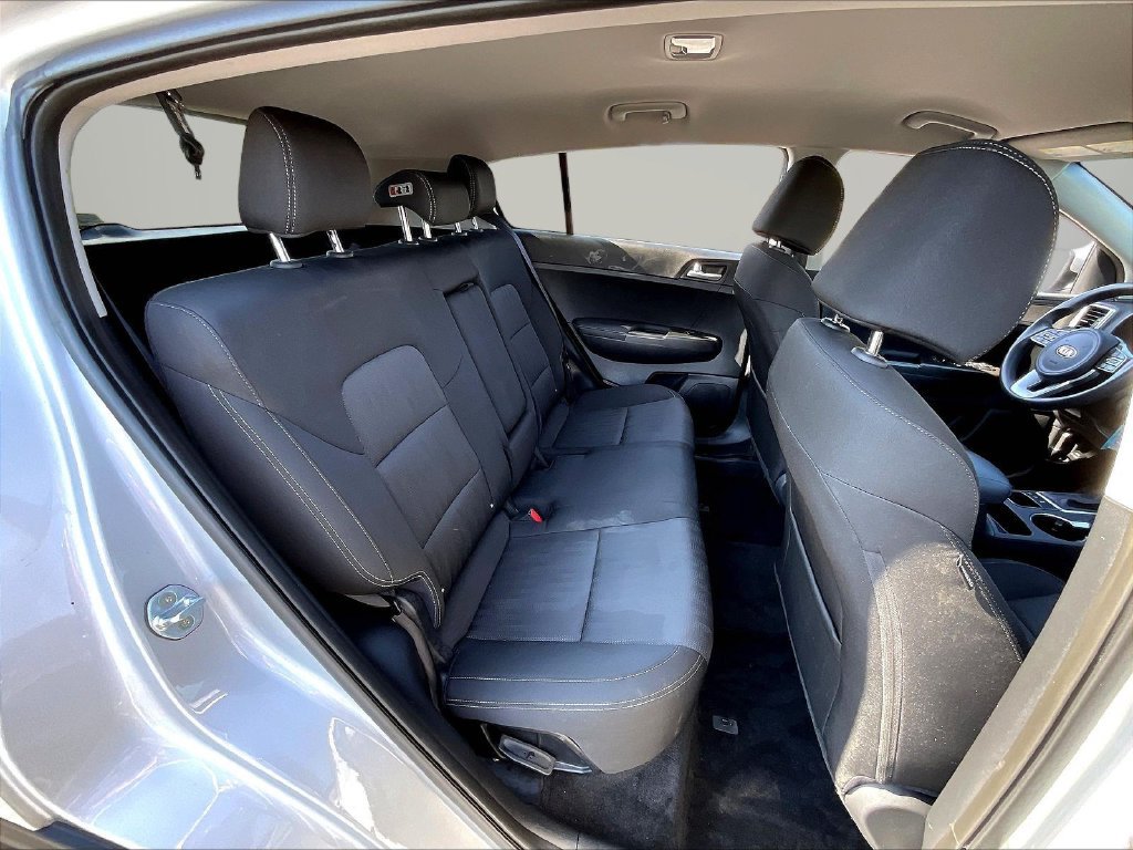 Used 2020 Kia Sportage LX AWD/4WD image 28
