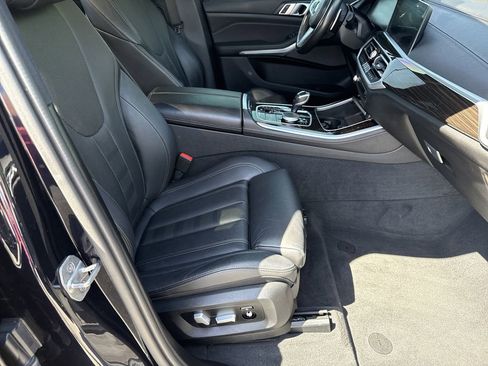 Used 2021 BMW X5 sDrive40i w/ M Sport Package RWD image 13