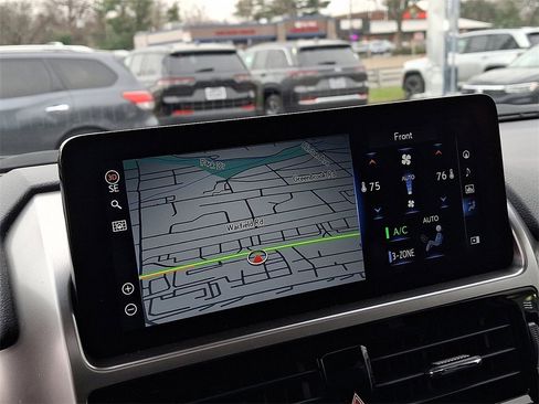 Used 2023 Lexus GX 460 Premium image 18