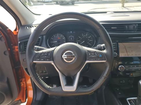 Used 2021 Nissan Rogue Sport SL w/ Premium Package image 24