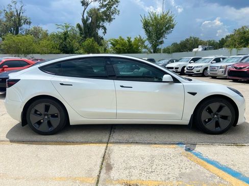 Used 2022 Tesla Model 3 Long Range AWD/4WD image 6