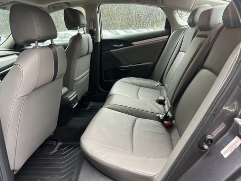 Used 2016 Honda Civic Touring image 15