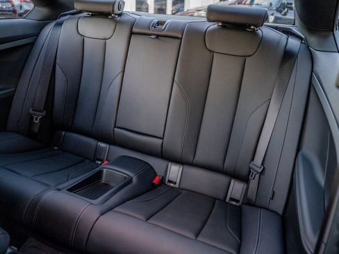 Used 2023 BMW 230i Coupe w/ M Sport Package image 20