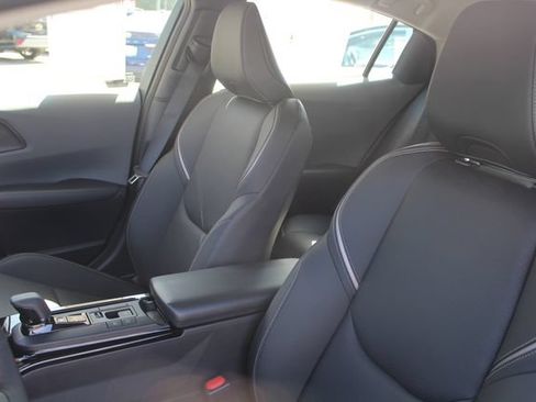 Certified 2026 Toyota Prius XLE FWD image 50