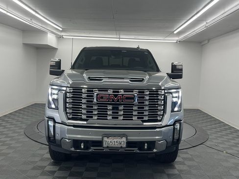 Used 2024 GMC Sierra 3500 Denali w/ Denali Reserve Package image 5