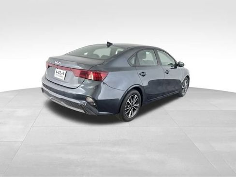 Certified 2024 Kia Forte LXS image 7