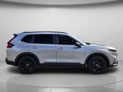 Certified 2025 Honda CR-V Sport image 3
