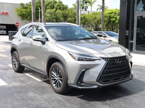 Used 2024 Lexus NX 250 FWD w/ Towing Package (2000 Lbs) image 2