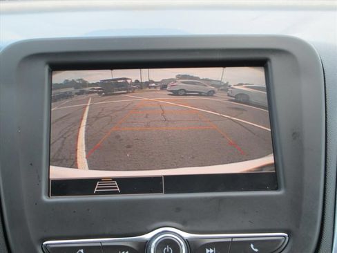 Used 2022 Chevrolet Equinox LT FWD image 12
