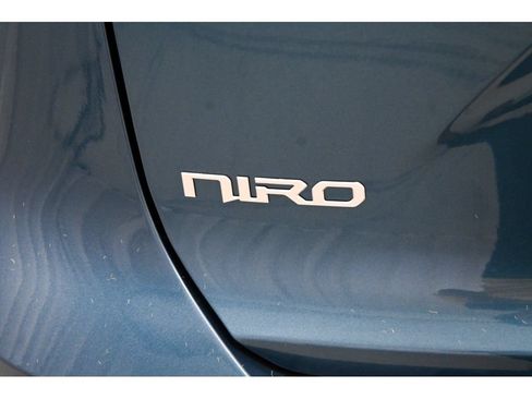 New 2026 Kia Niro EX FWD image 36
