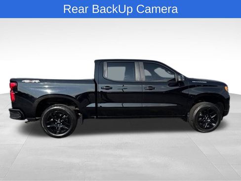 Used 2023 Chevrolet Silverado 1500 RST w/ Convenience Package II AWD/4WD image 3