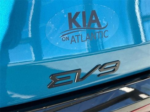 New 2026 Kia EV9 Land w/ Nightfall Edition Package image 12