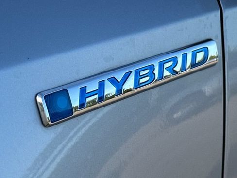 Used 2022 Honda CR-V Touring image 6