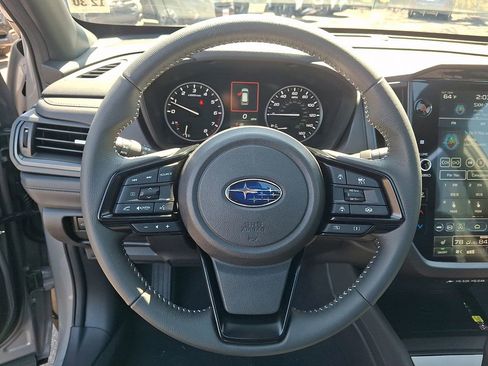 Used 2025 Subaru Forester Premium AWD/4WD image 20