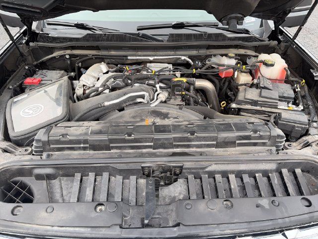 Used 2021 Chevrolet Silverado 3500 LTZ w/ Gooseneck/5TH Wheel Package AWD/4WD image 24
