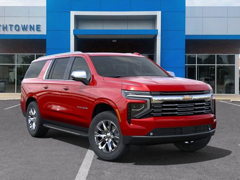 New 2025 Chevrolet Suburban Premier image 31