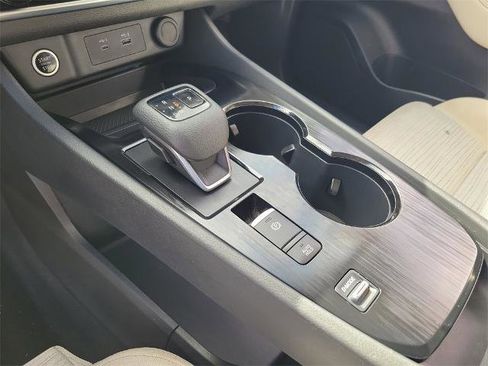 Certified 2023 Nissan Rogue SV image 29