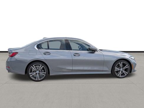 Used 2024 BMW 330i Sedan w/ Premium Package RWD image 4
