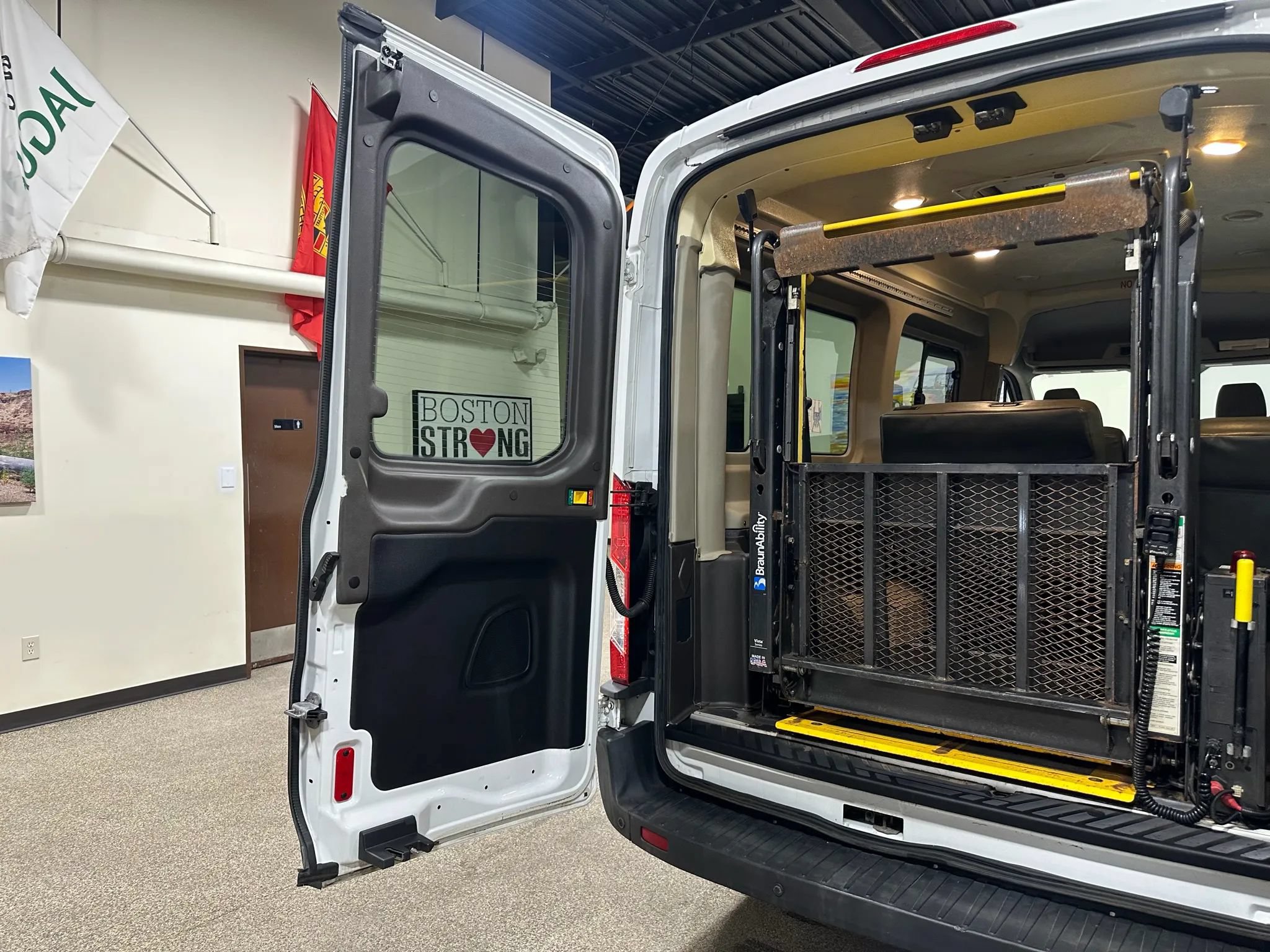 Used 2015 Ford Transit 250 148 Medium Roof RWD image 23