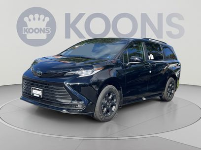 New 2026 Toyota Sienna XLE Woodland Edition