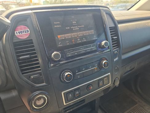 Used 2021 Nissan Titan S w/ S Utility Package RWD image 16
