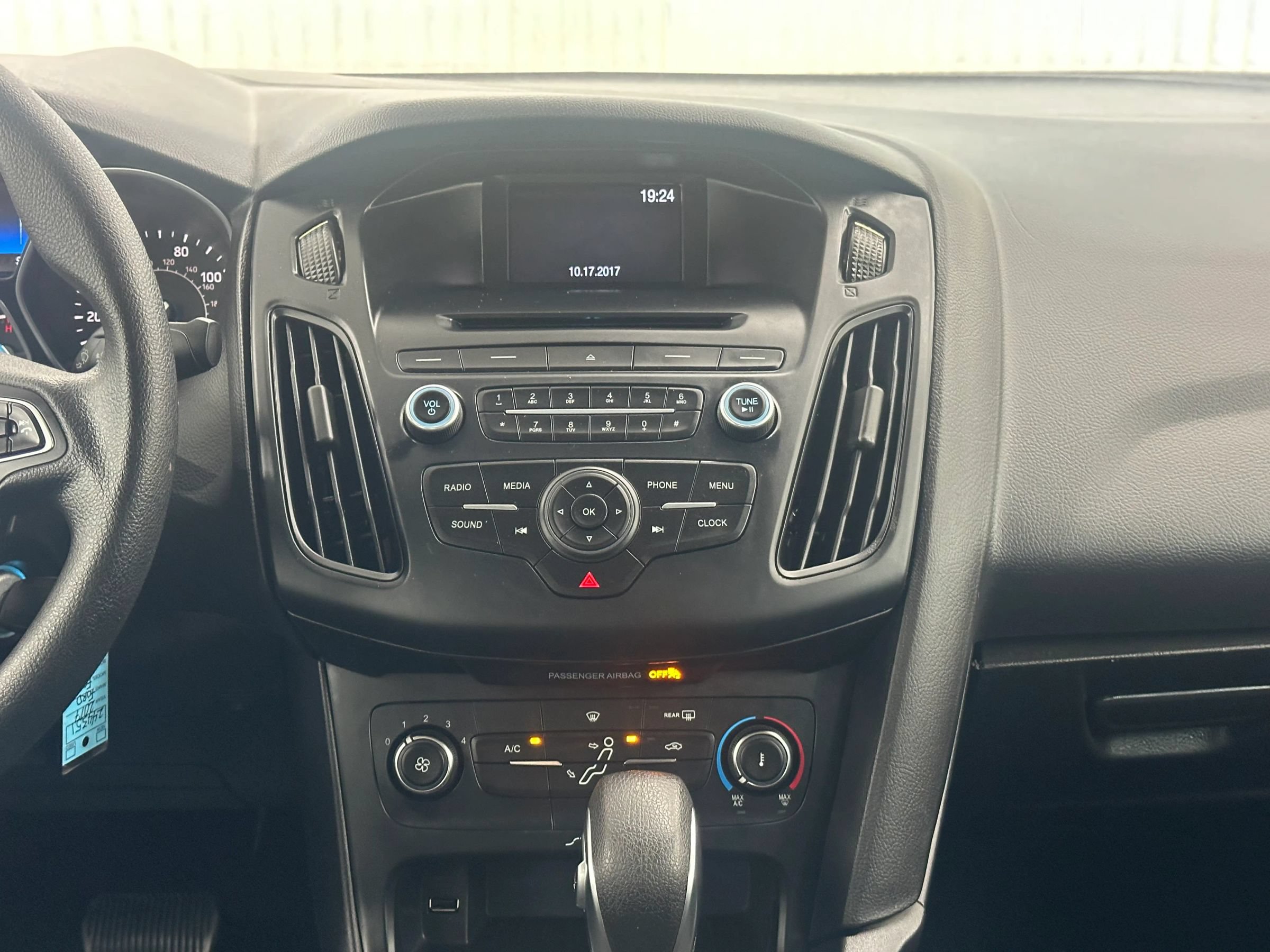 Used 2017 Ford Focus S FWD image 18