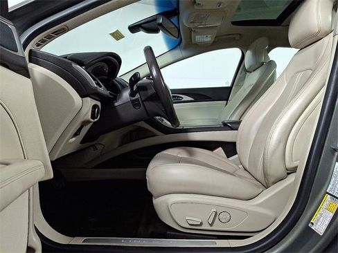 Used 2017 Lincoln MKZ Reserve w/ Climate Package image 17