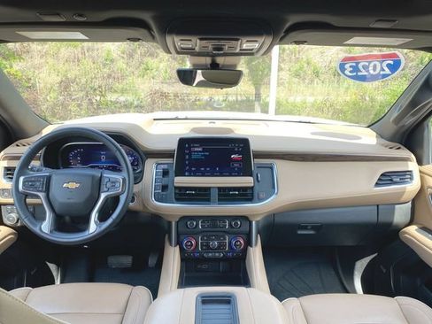 Used 2023 Chevrolet Tahoe Premier w/ Premium Package 2 AWD/4WD image 20