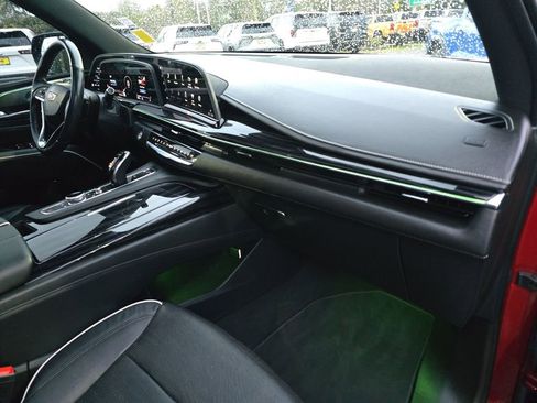 Used 2021 Cadillac Escalade Sport w/ Driver Assist Tech Package image 41