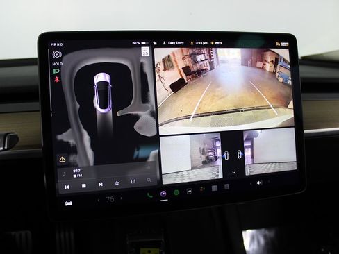 Used 2023 Tesla Model 3 Performance image 16