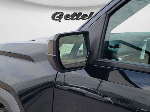Used 2023 GMC Canyon AT4 w/ AT4 Premium Package AWD/4WD image 28