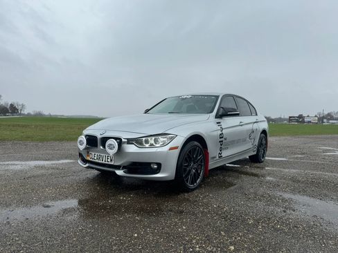 Used 2013 BMW 335i xDrive Sedan image 1