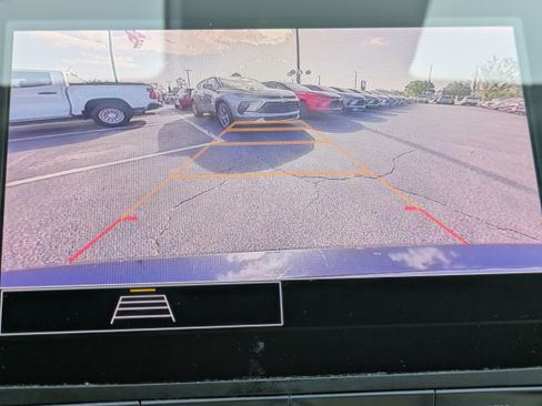 Used 2023 Chevrolet Malibu LT image 11