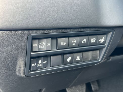 New 2026 Toyota Tundra Platinum image 22