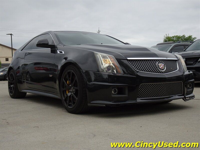 Used 2013 Cadillac CTS V RWD image 3