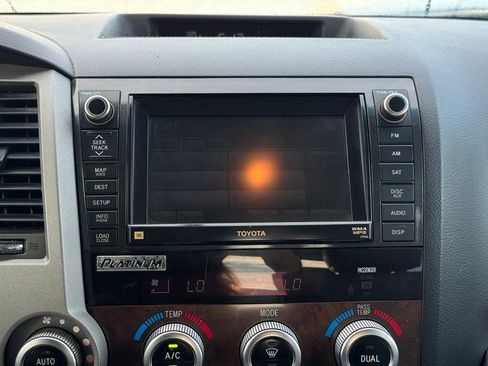 Used 2013 Toyota Tundra Platinum AWD/4WD image 3