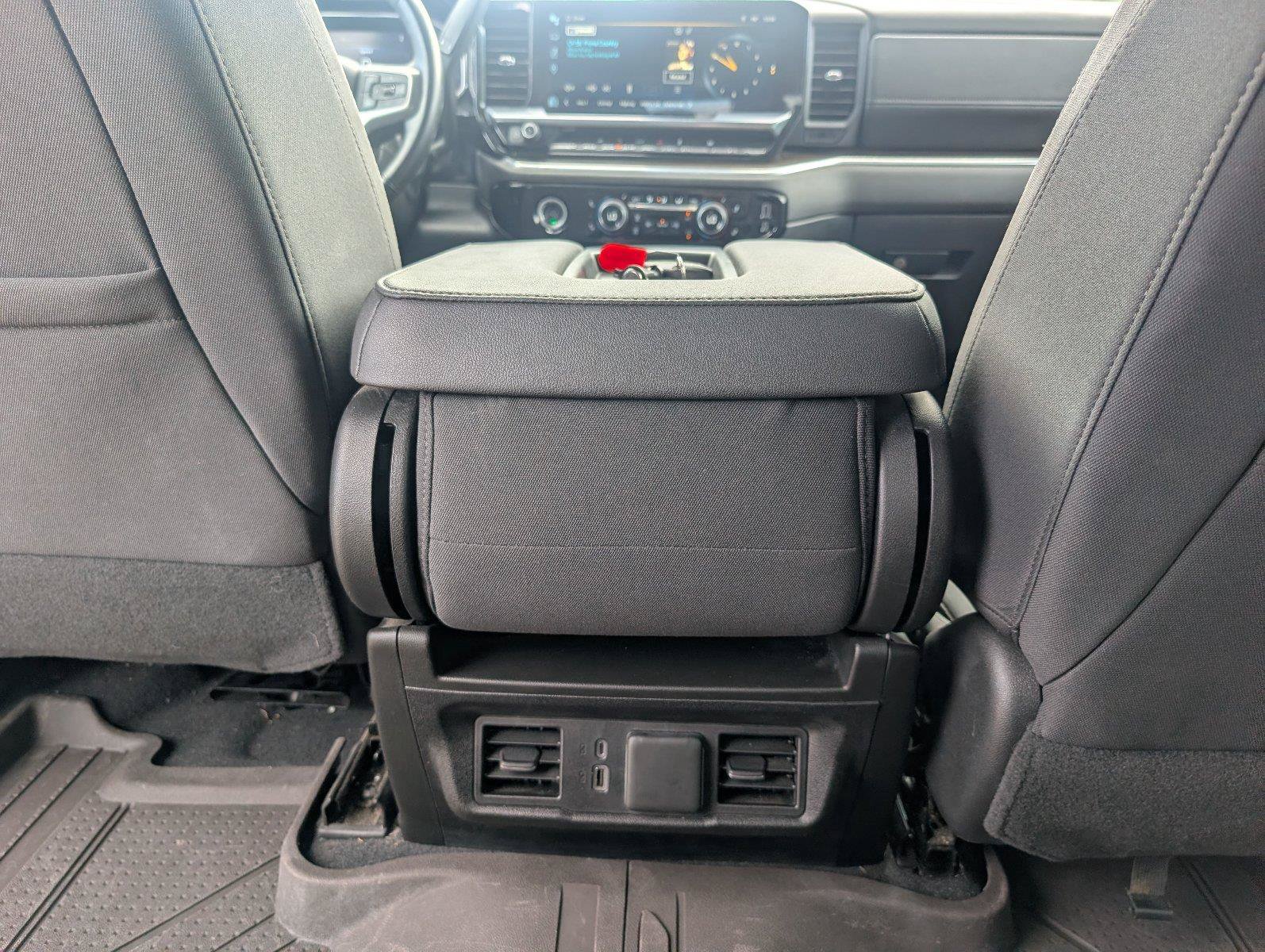 Used 2023 Chevrolet Silverado 1500 LT RWD image 34